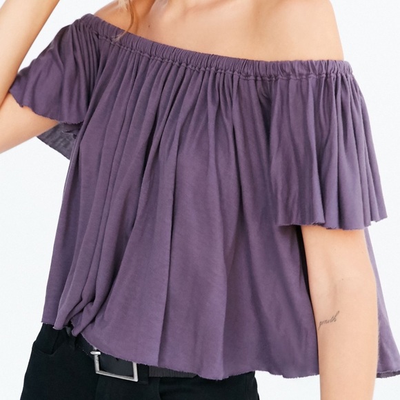 gorgeous dark purple flowy top - Picture 1 of 3
